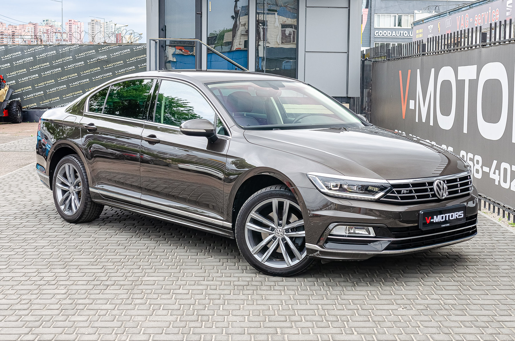 Volkswagen Passat B8 2.0TDI R-Line , 2016 г. - 24 500 $, Автосалон  V-MOTORS, г. Киев